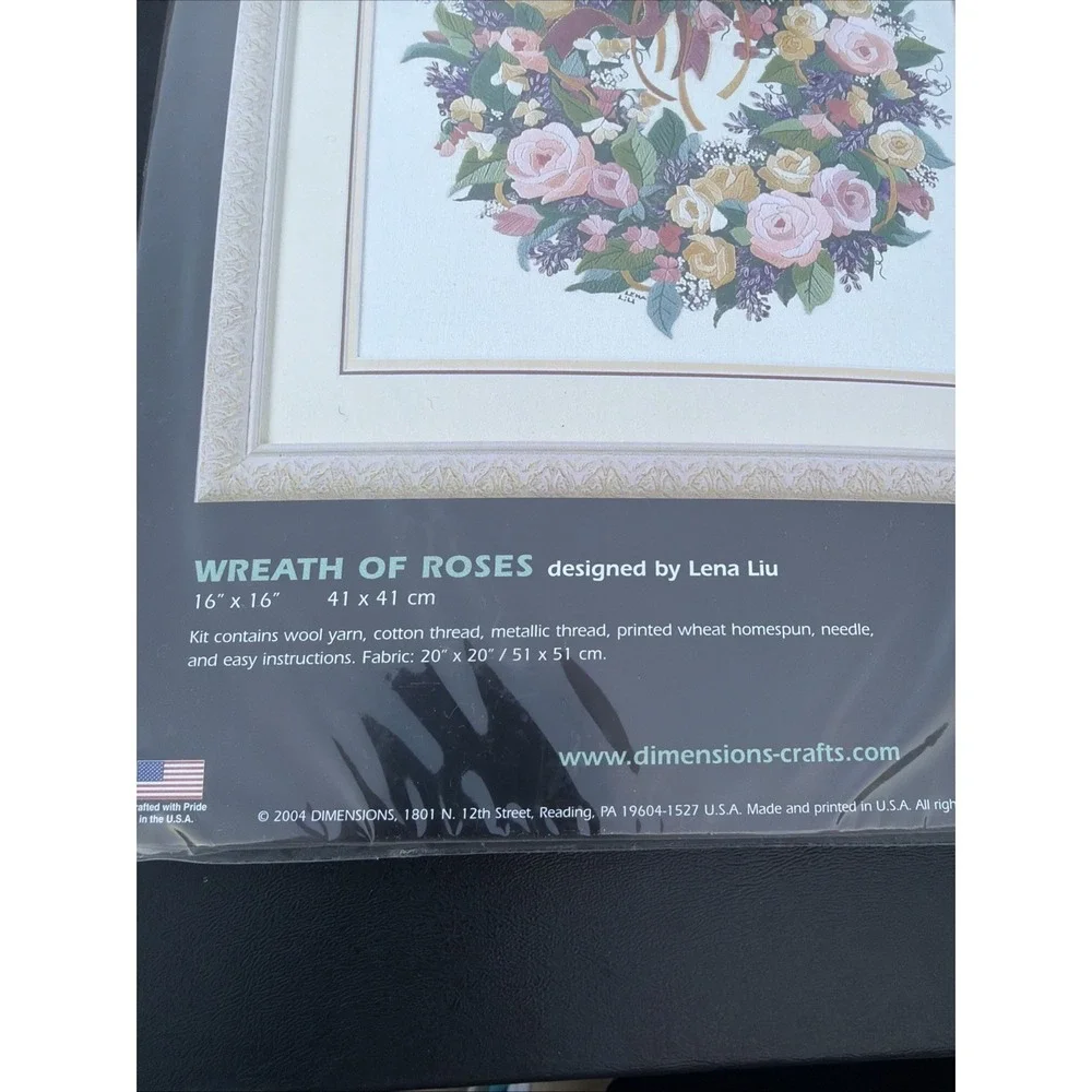Dimensions Crewel Wreath Of Roses Kit 1537 Cross Stitch Lena Liu NIP NEW VTG USA